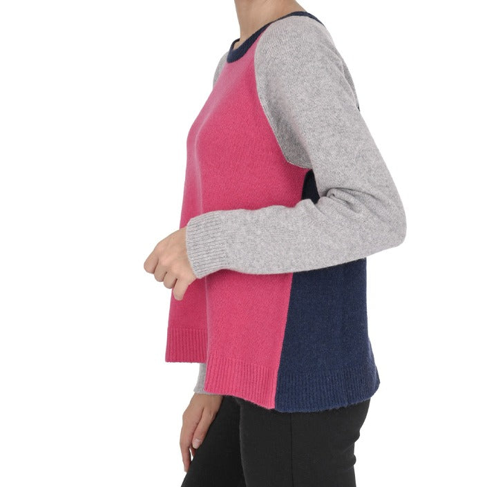 Crown of Edinburgh Cashmere - Crown of Edinburgh Cashmere Womens Round Neck Sweater COE 0016 FUSCHIA/CREAM