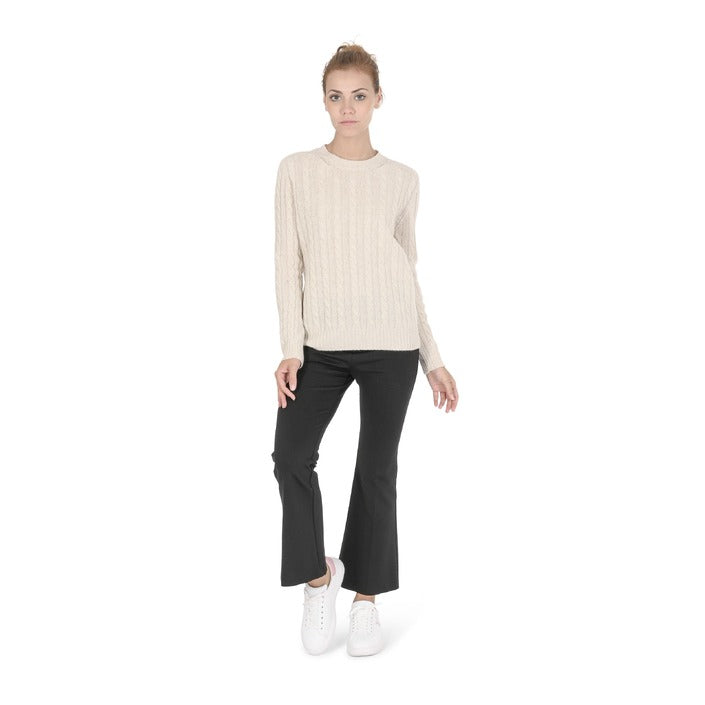 Crown of Edinburgh Cashmere - Crown of Edinburgh Cashmere Womens Round Neck Sweater COE 0033 CREAM