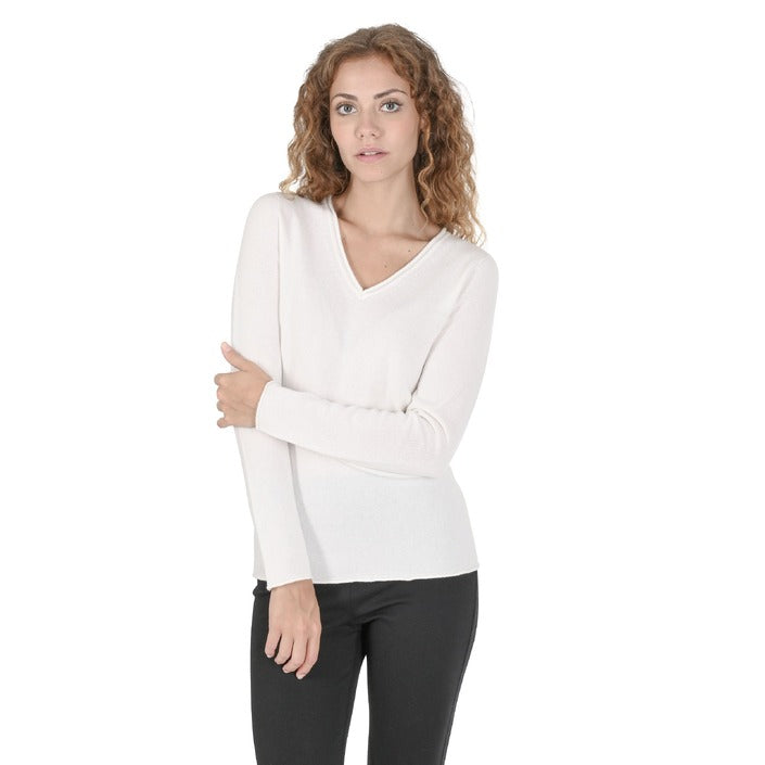 Crown of Edinburgh Cashmere - Crown of Edinburgh Cashmere Womens V Neck Sweater COE 0022 OFF WHITE