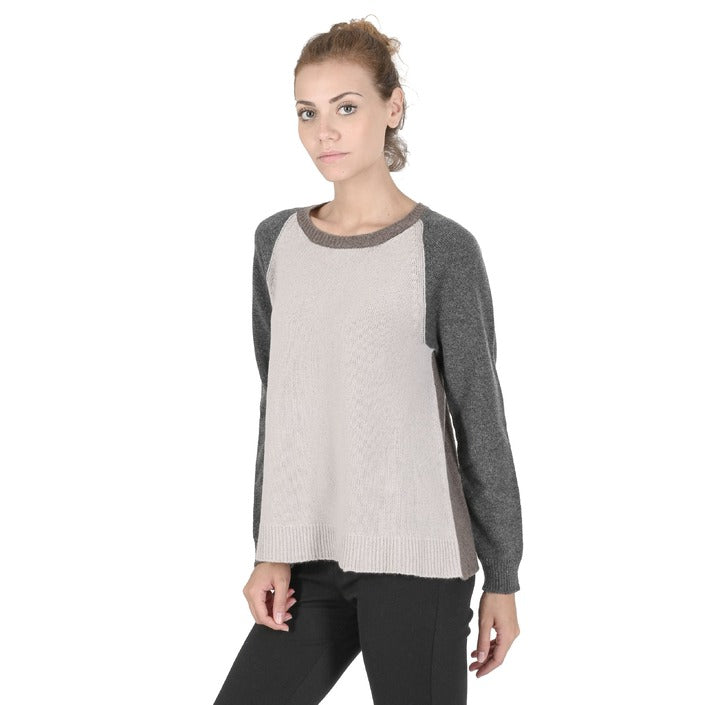 Crown of Edinburgh Cashmere - Crown of Edinburgh Cashmere Womens Round Neck Sweater COE 0016 GREY/BEIGE